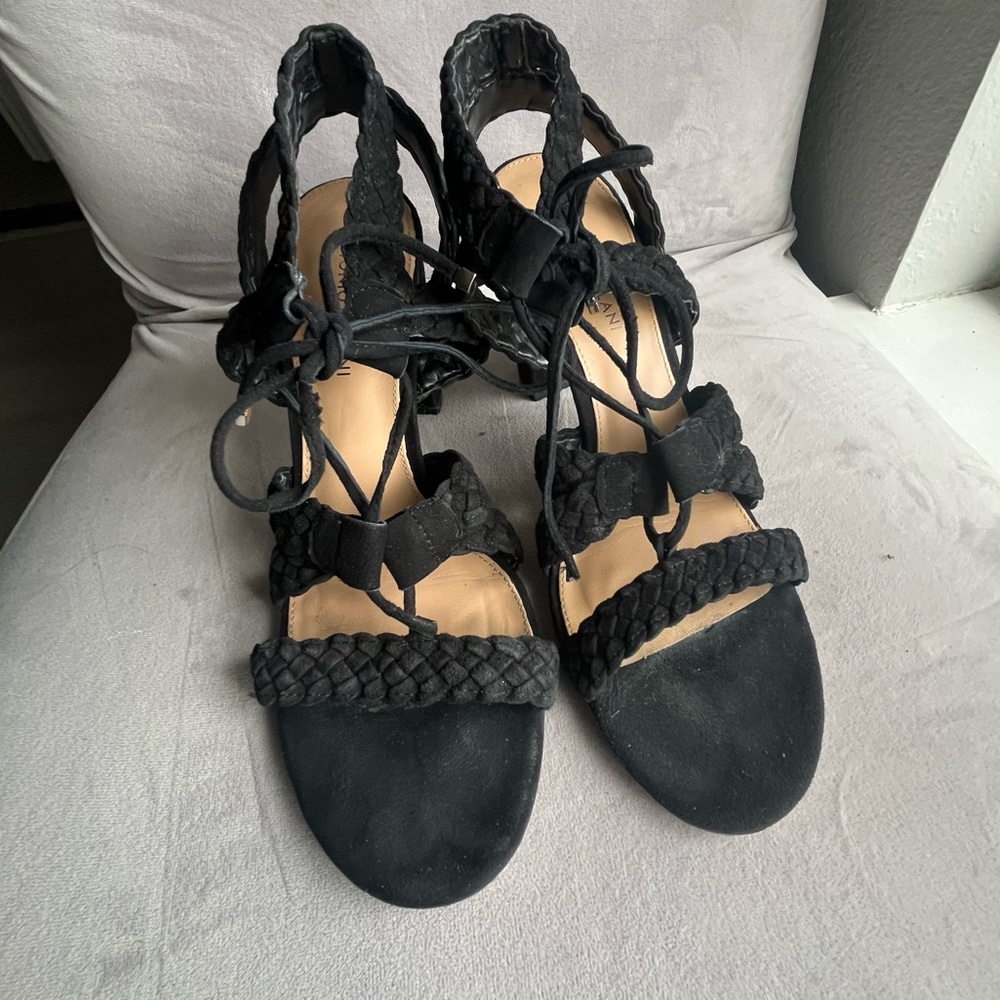 Antonio Melani Lace Sandal Heels size 10